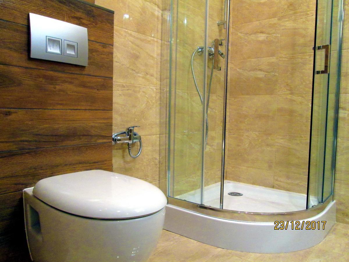 Flat In Cottage Close To The Centre Parking, Wifi, Bbq Lviv Kültér fotó