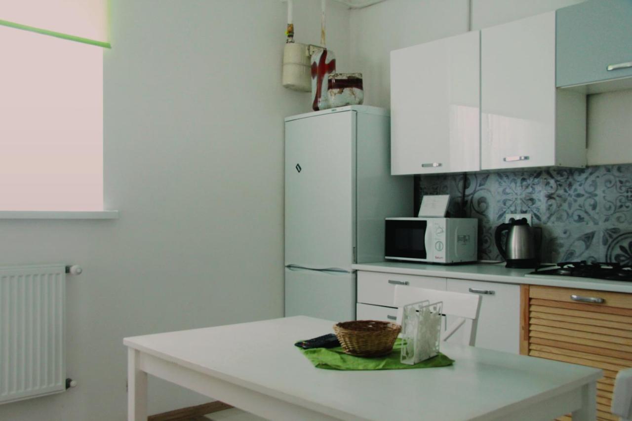 Flat In Cottage Close To The Centre Parking, Wifi, Bbq Lviv Kültér fotó